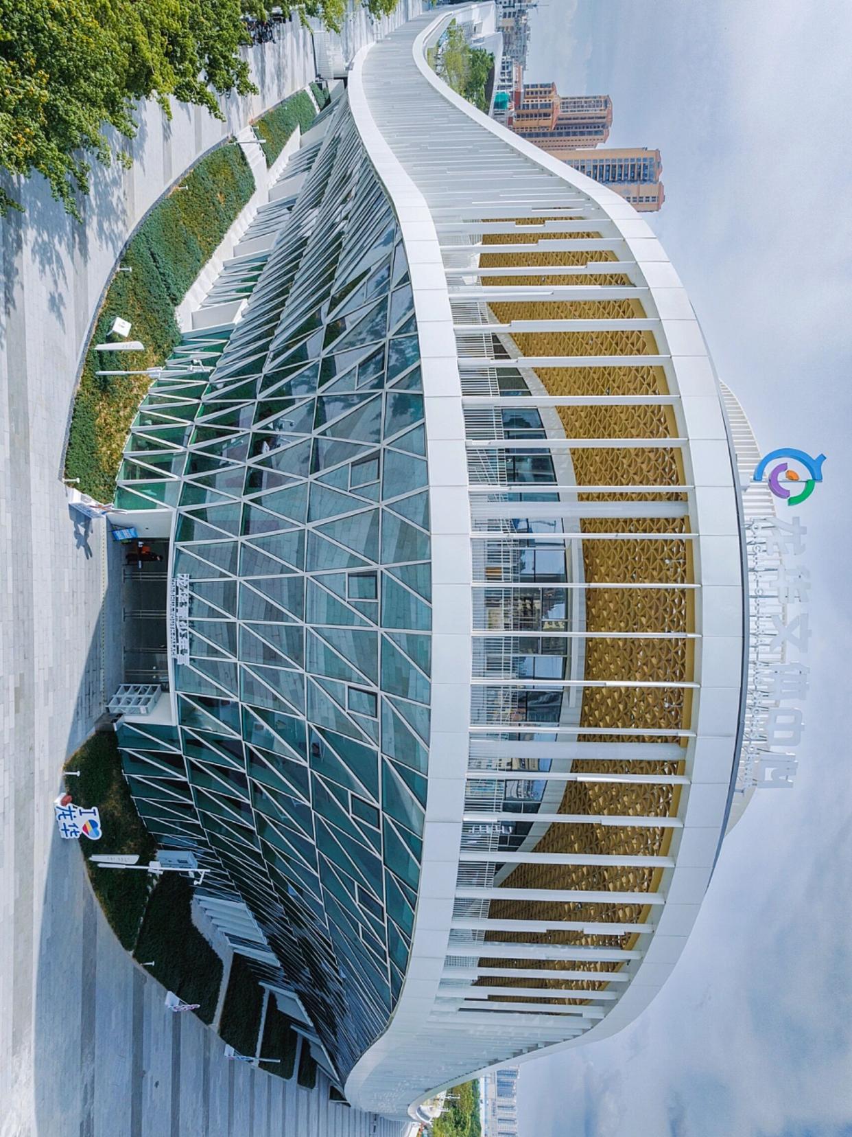 深圳龍華區青少年宮攜手廣西維構網絡科技有限公司 智慧室內導航系統賦能青少年公共服務新體驗